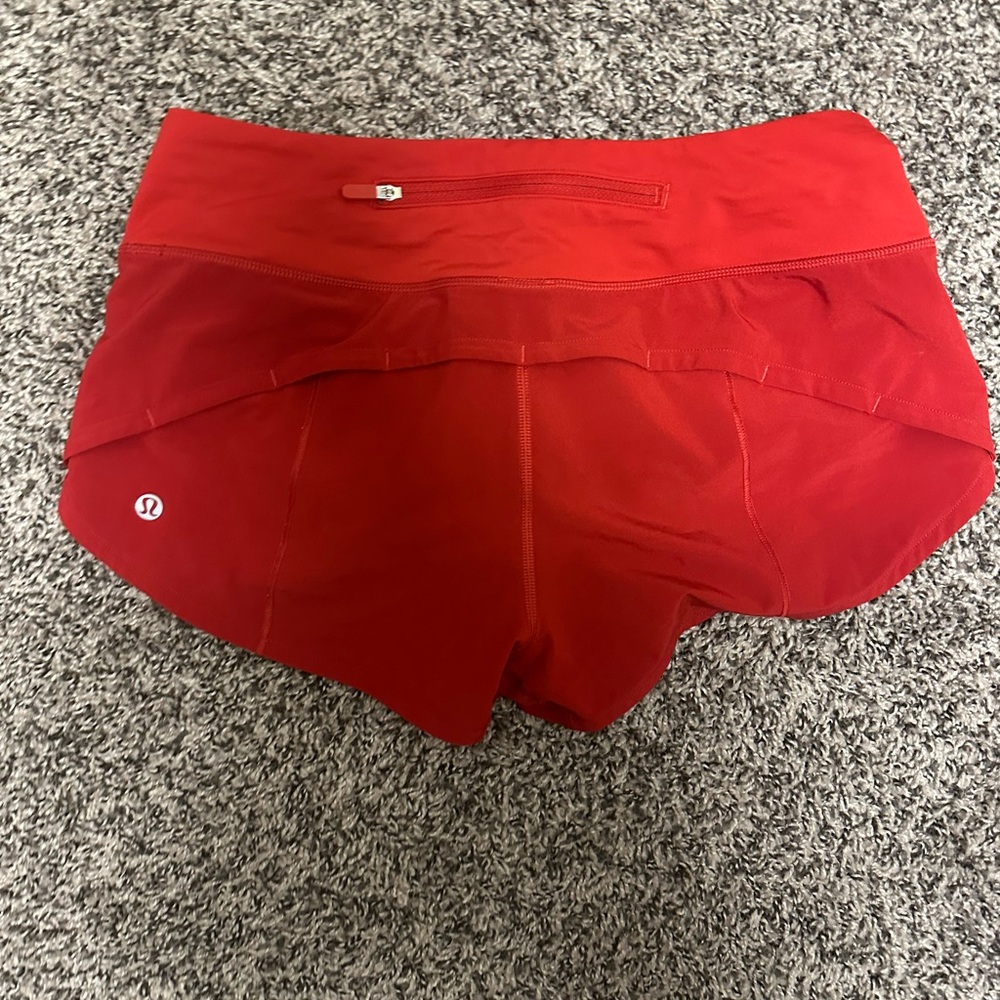 Lululemon Shorts (Speed it up)